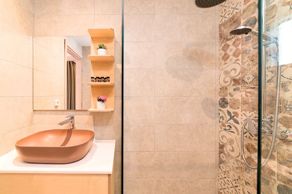 Photo of Bathroom in Istron