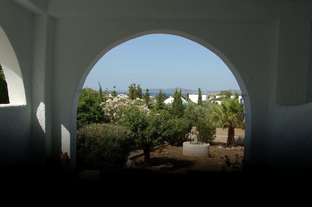 Photo of Others in Aliki