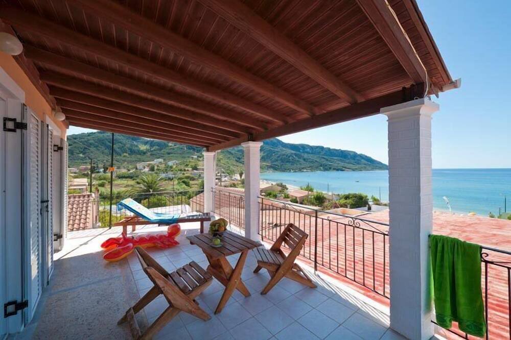 Photo of Patio Balcony in Agios Georgios Pagon