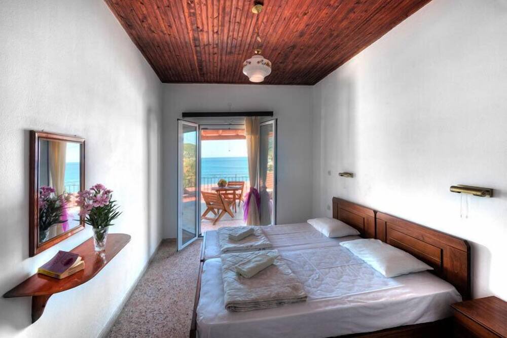Photo of Bedroom in Agios Georgios Pagon