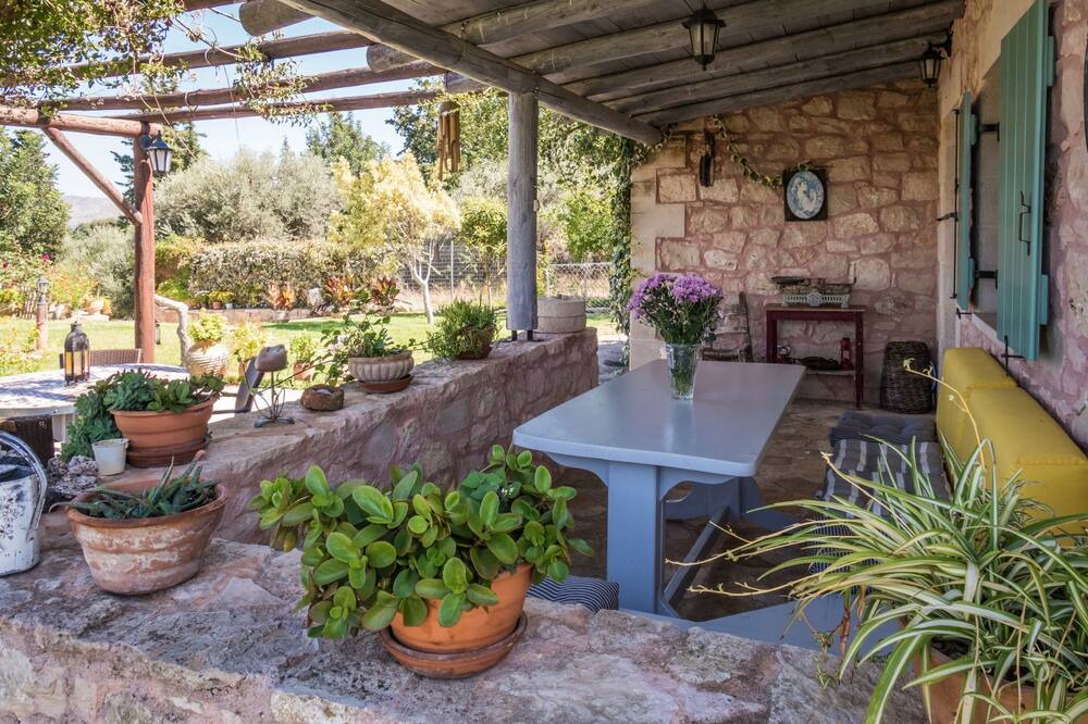 Photo of Patio Balcony in Maza