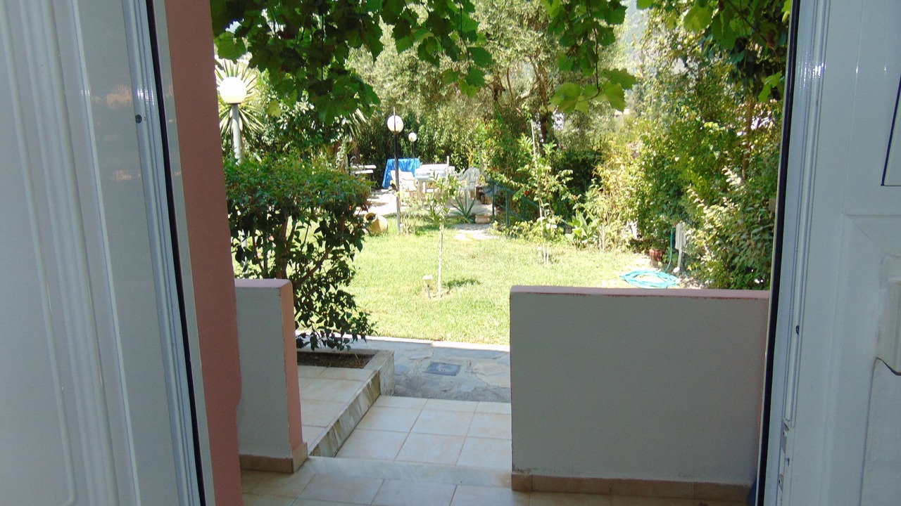 Photo of Others in Kato Korakiana