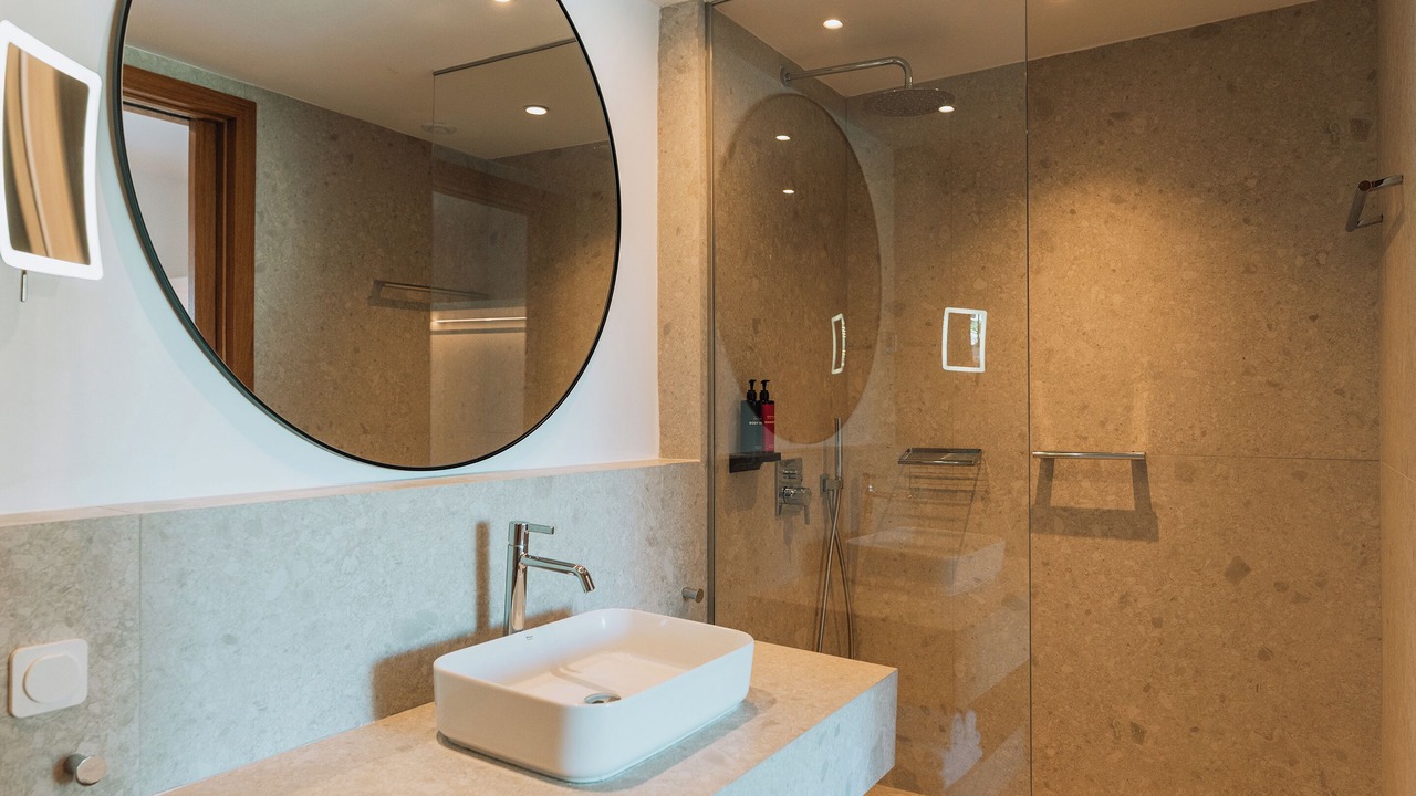 Photo of Bathroom in Marmari