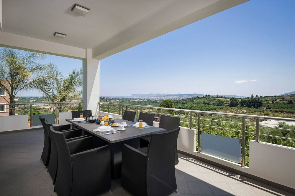 Photo of Patio Balcony in Potistiria