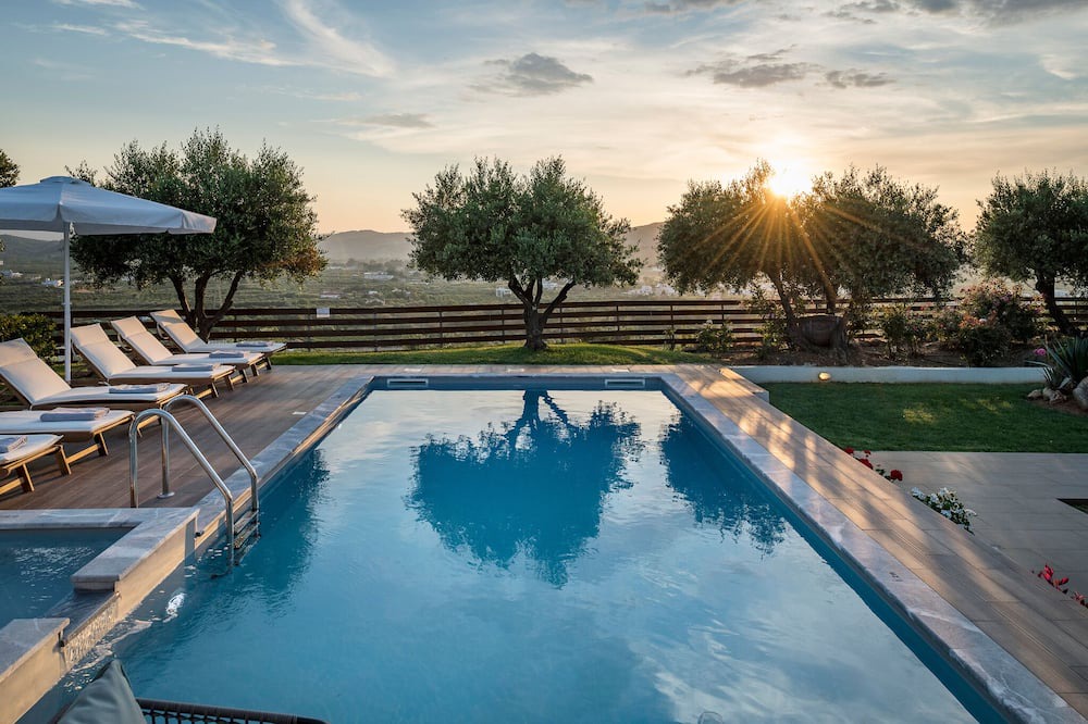 Photo of Outdoor in Potistiria
