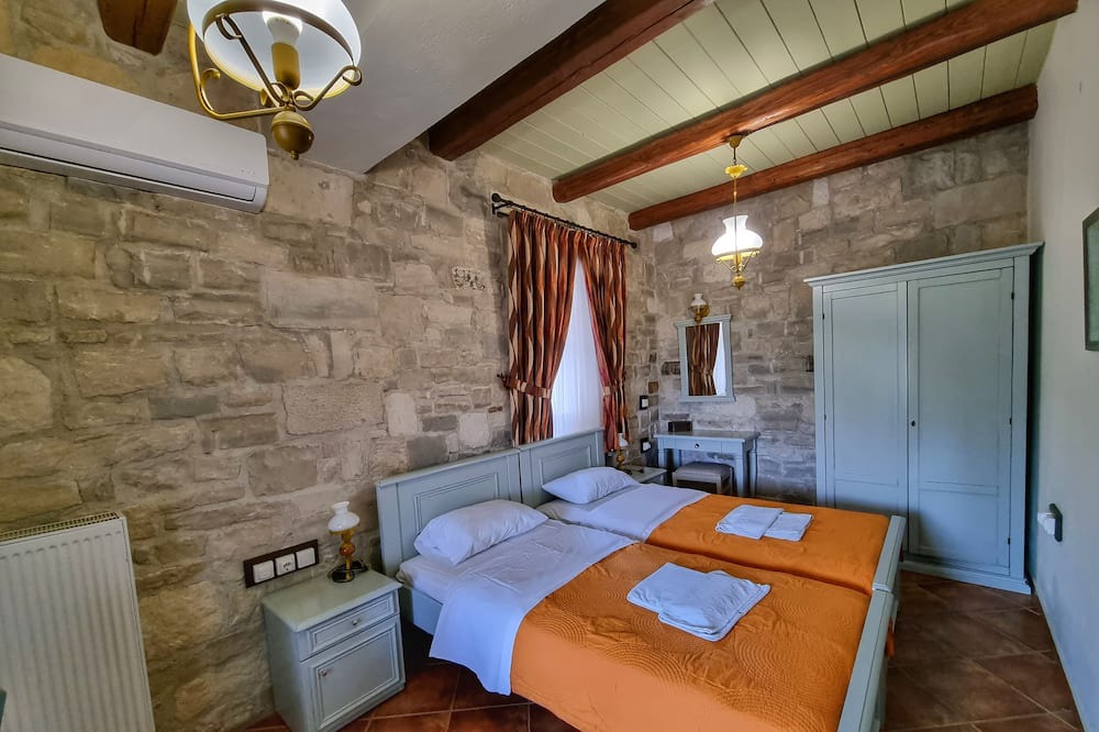 Photo of Bedroom in Vlachiana
