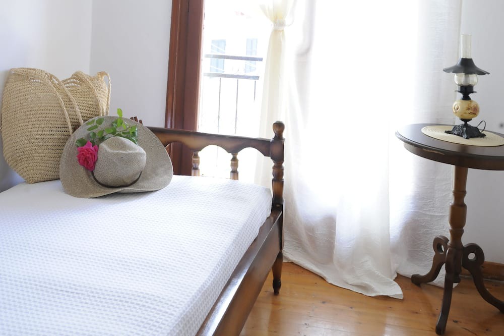 Photo of Bedroom in Antipernoi