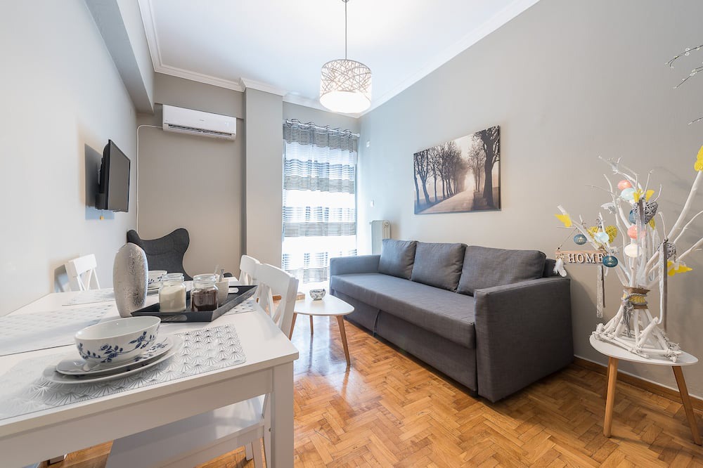 Photo of Livingroom in Ampelokipoi