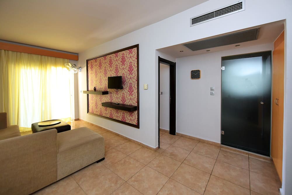 Photo of Livingroom in Ialyssos