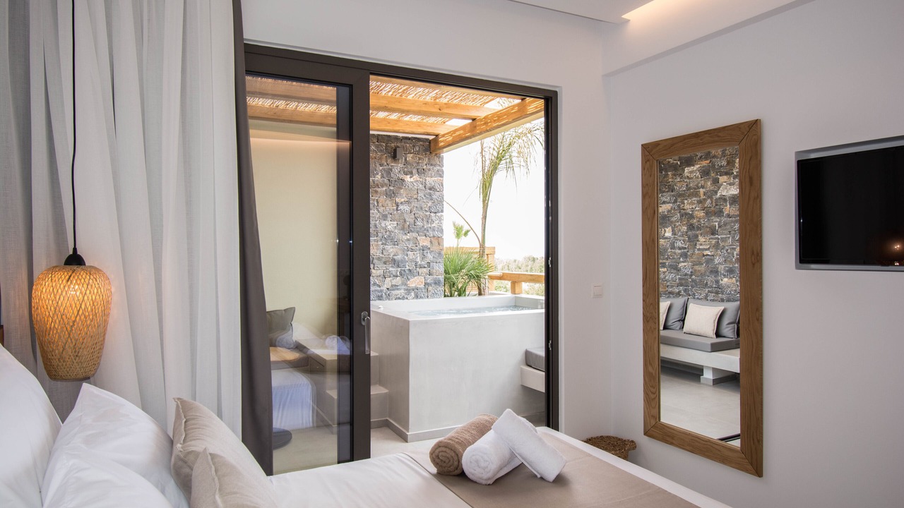 Photo of Bedroom in Anissaras