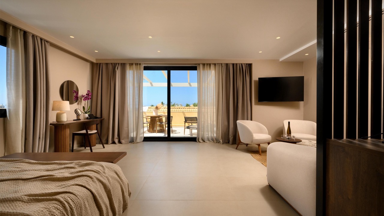 Photo of Bedroom in Almiros Beach