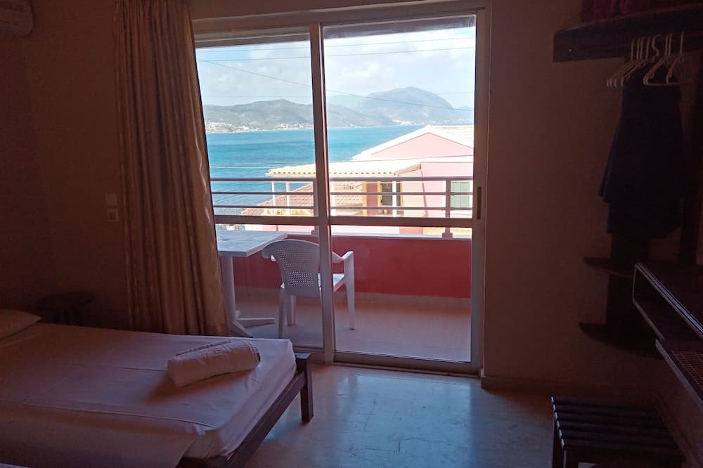 Photo of Bedroom in Agia Pelagia Chlomou