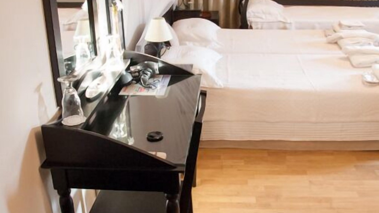 Photo of Bedroom in Varos
