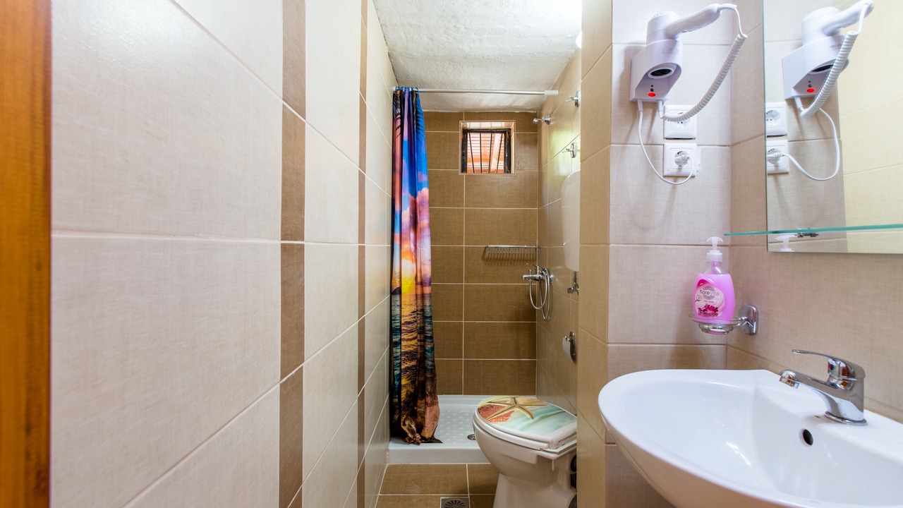 Photo of Bathroom in Kamisiana