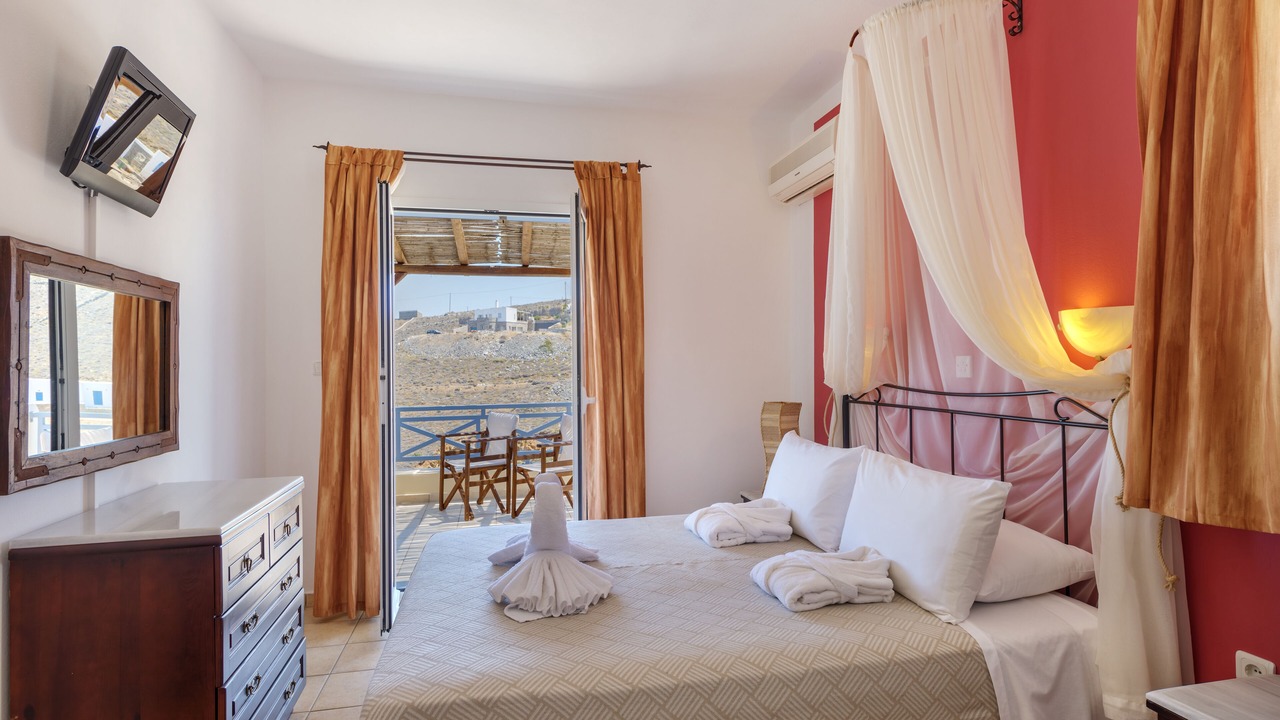 Photo of Bedroom in Azolimnos