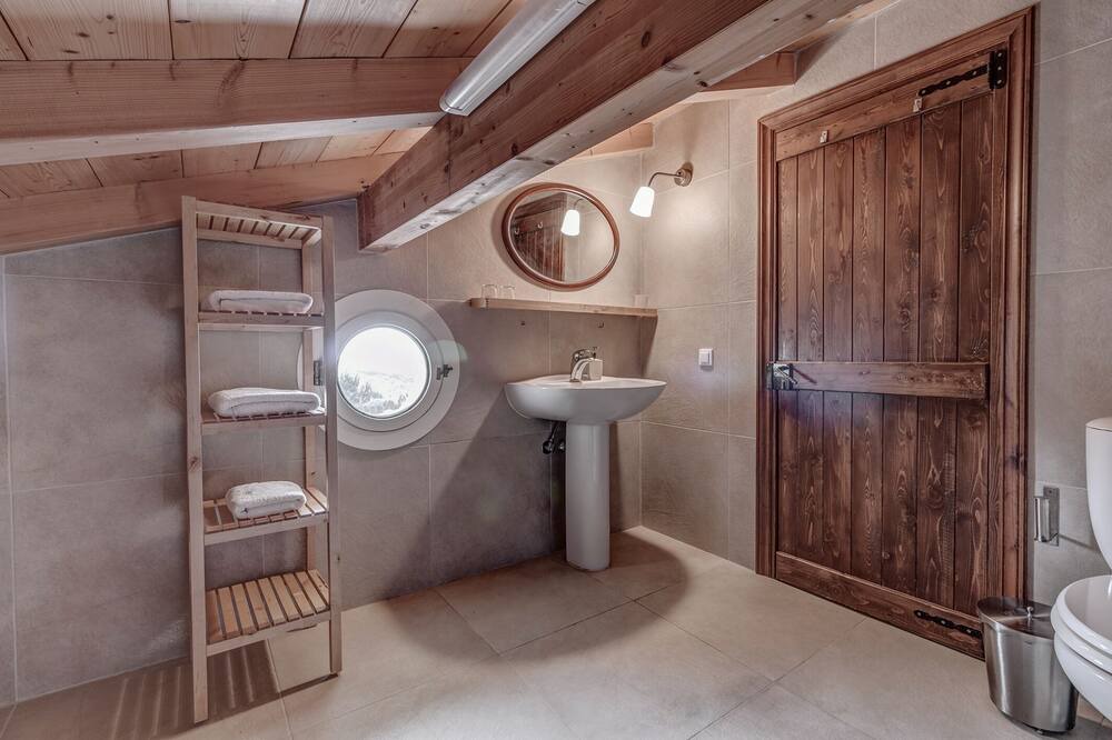 Photo of Bathroom in Kavvadades
