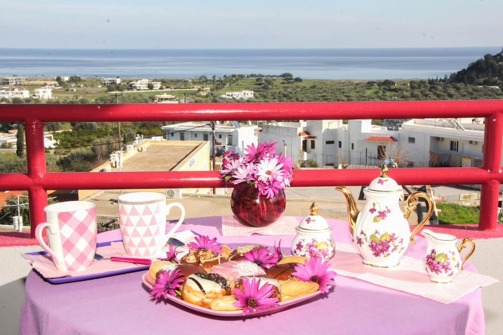 Photo of Patio Balcony in Kalathos