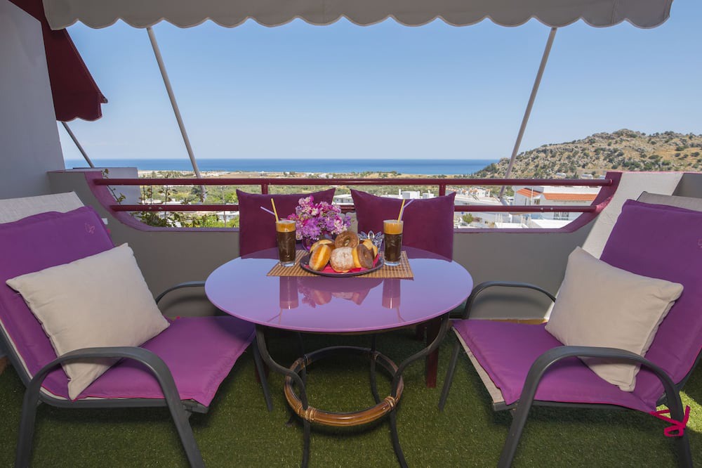 Photo of Patio Balcony in Kalathos