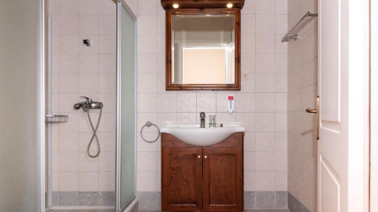 Photo of Bathroom in Kambos