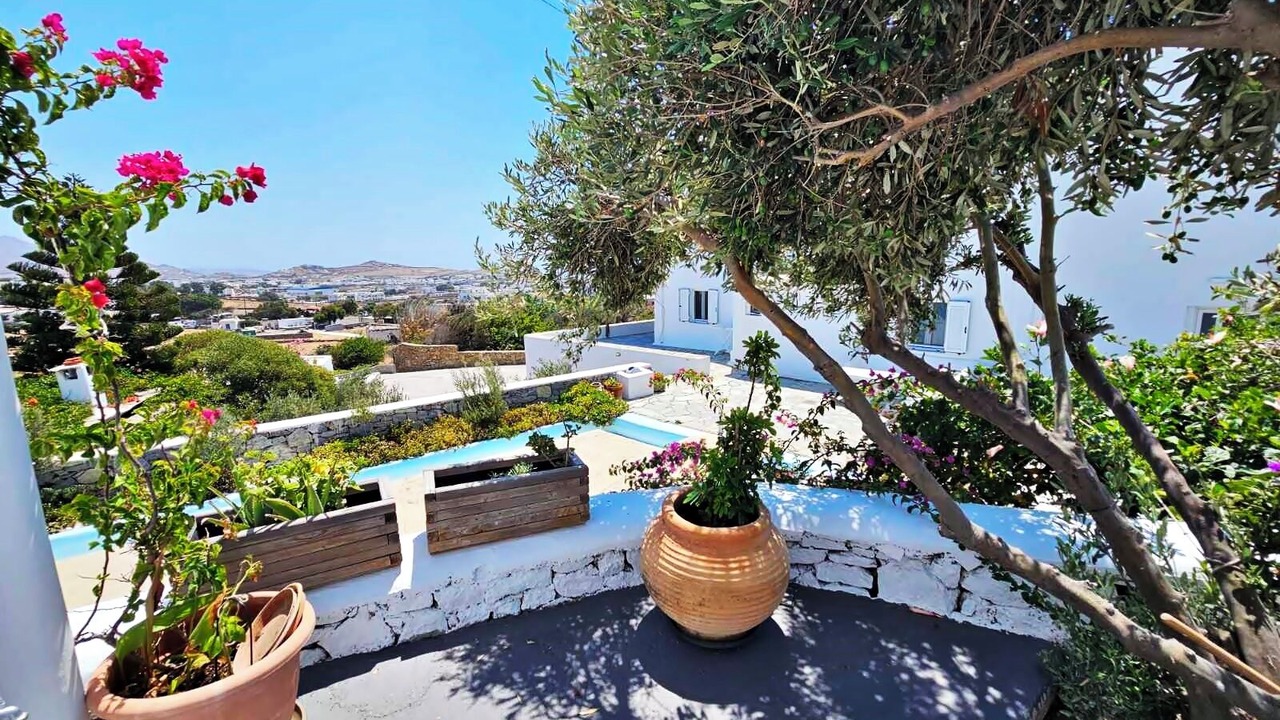Photo of Outdoor in Ano Mera