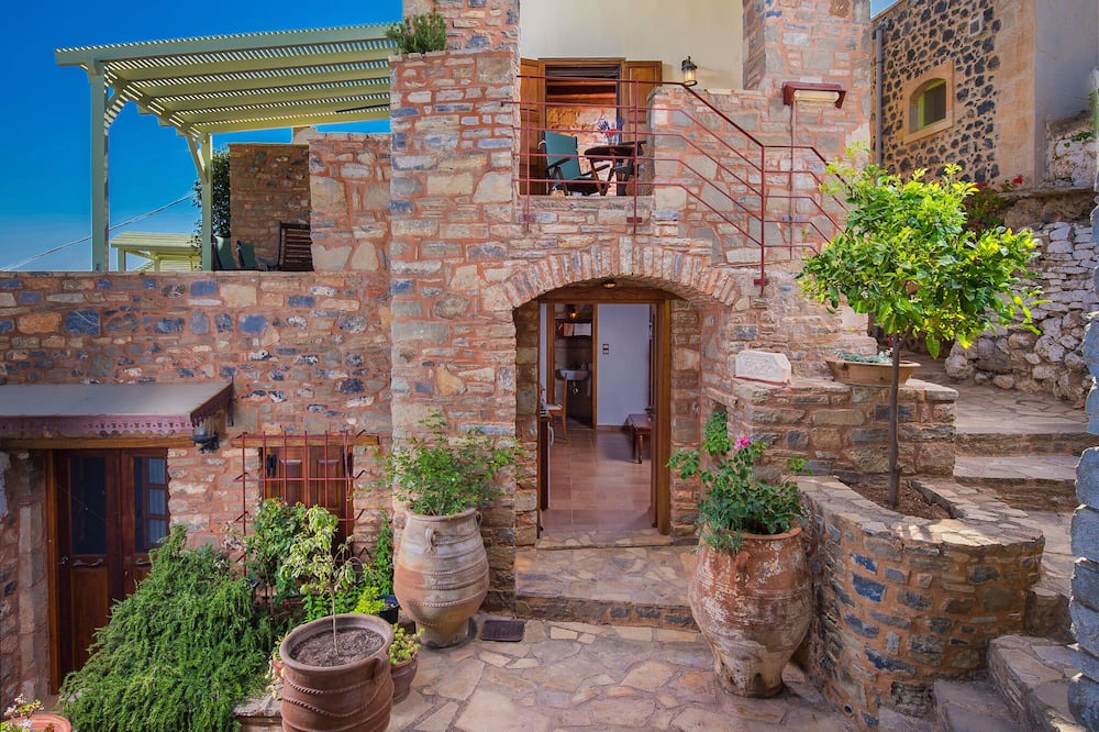 Photo of Outdoor in Anatoli