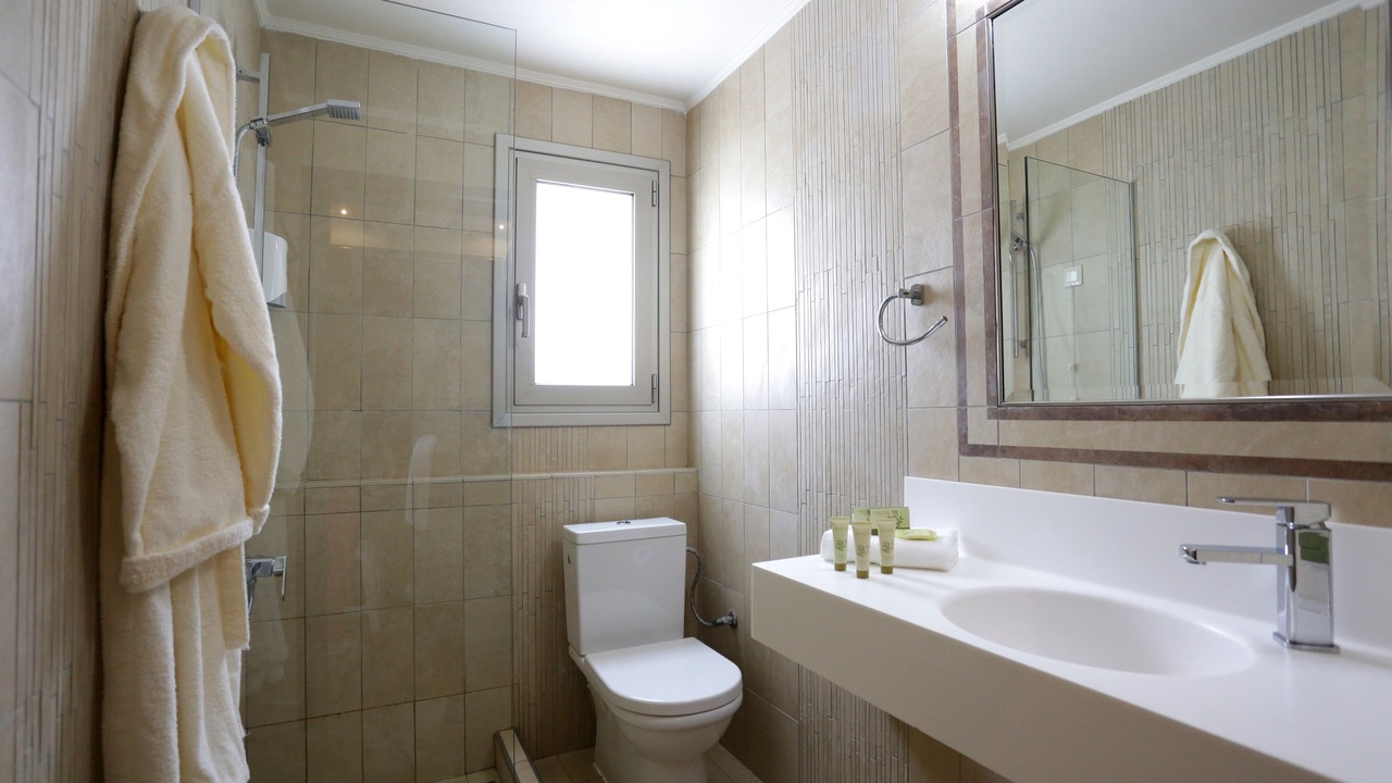 Photo of Bathroom in Arcoudi