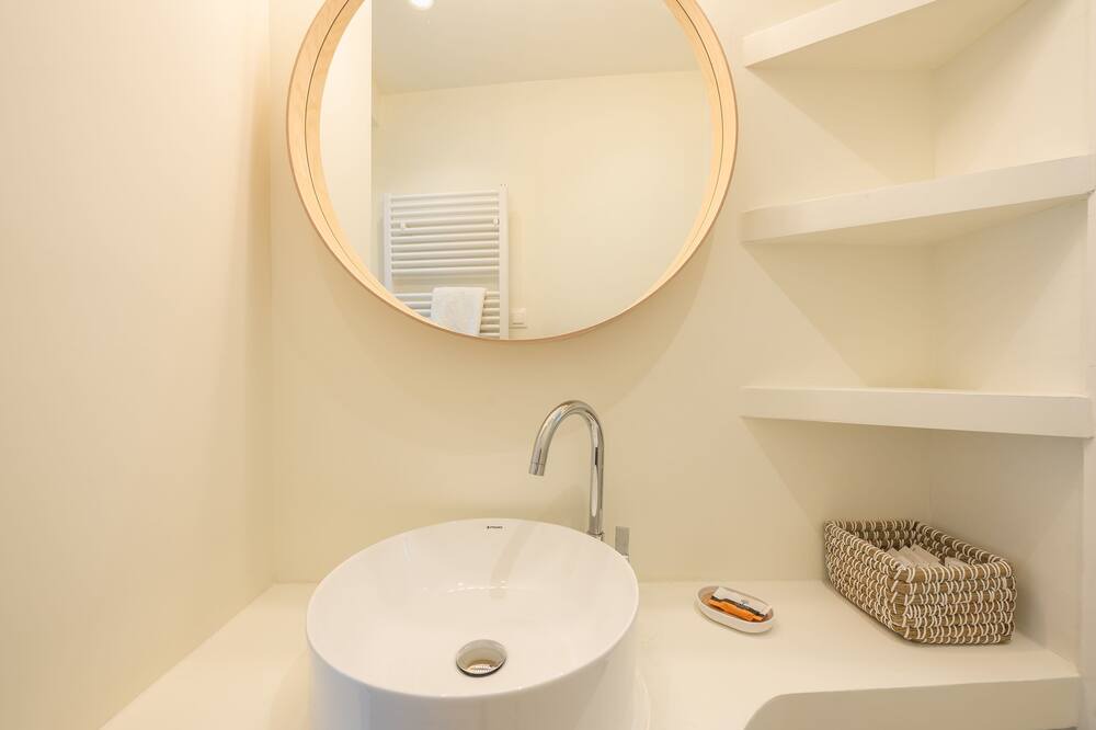 Photo of Bathroom in Plaka