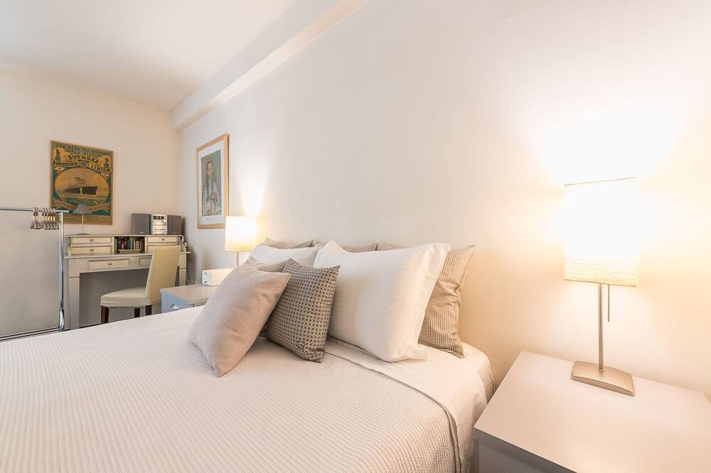 Photo of Bedroom in Plaka
