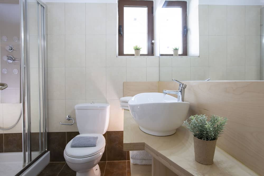 Photo of Bathroom in Evgiros