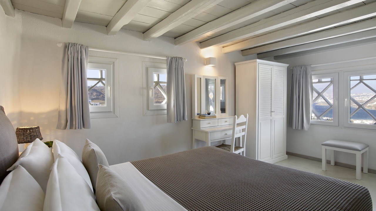 Photo of Bedroom in Ornos