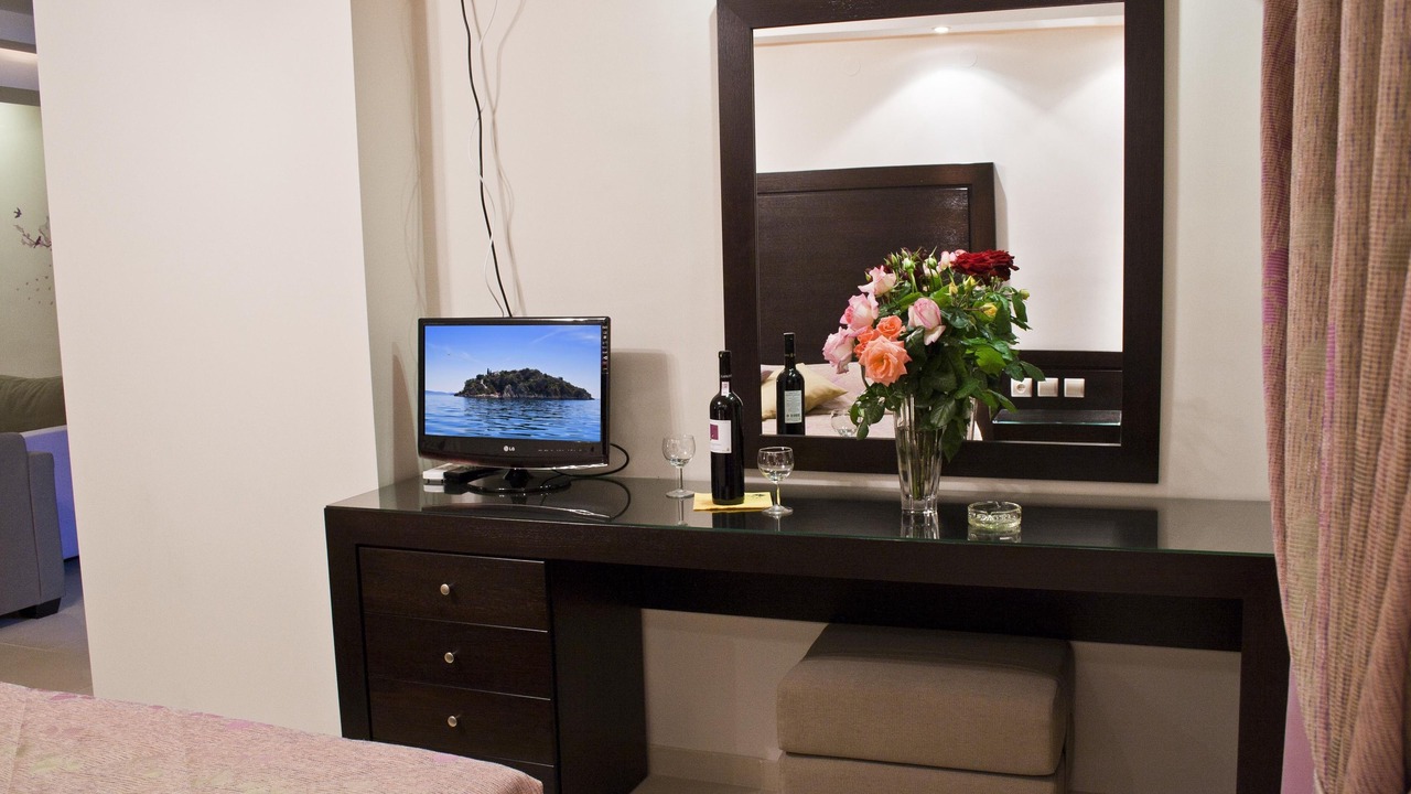 Photo of Bedroom in Tolo