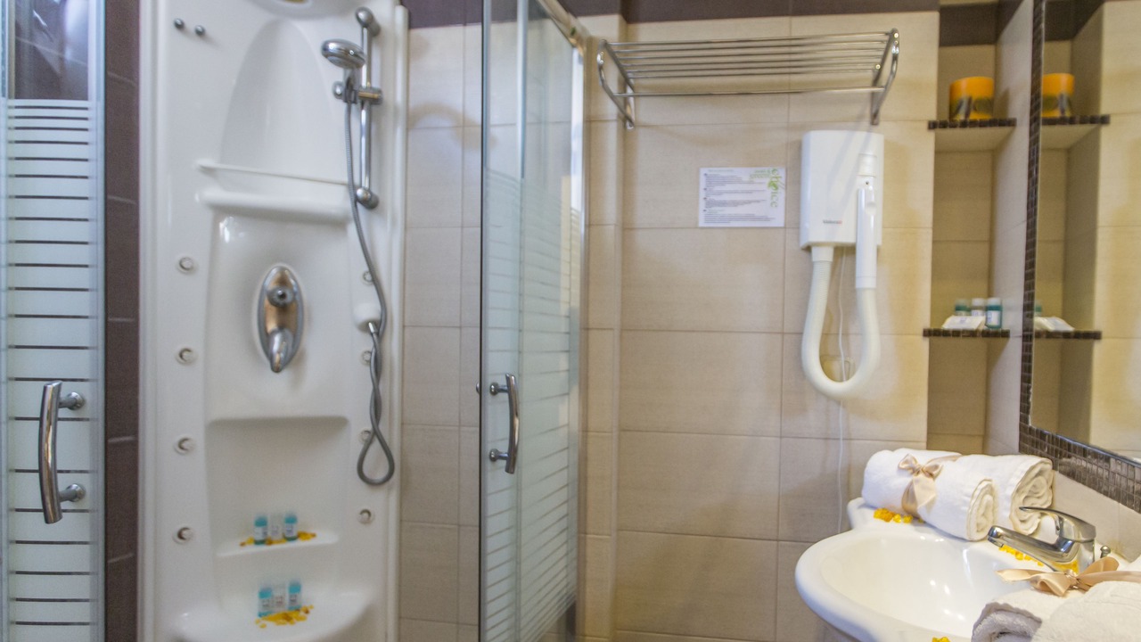Photo of Bathroom in Tolo