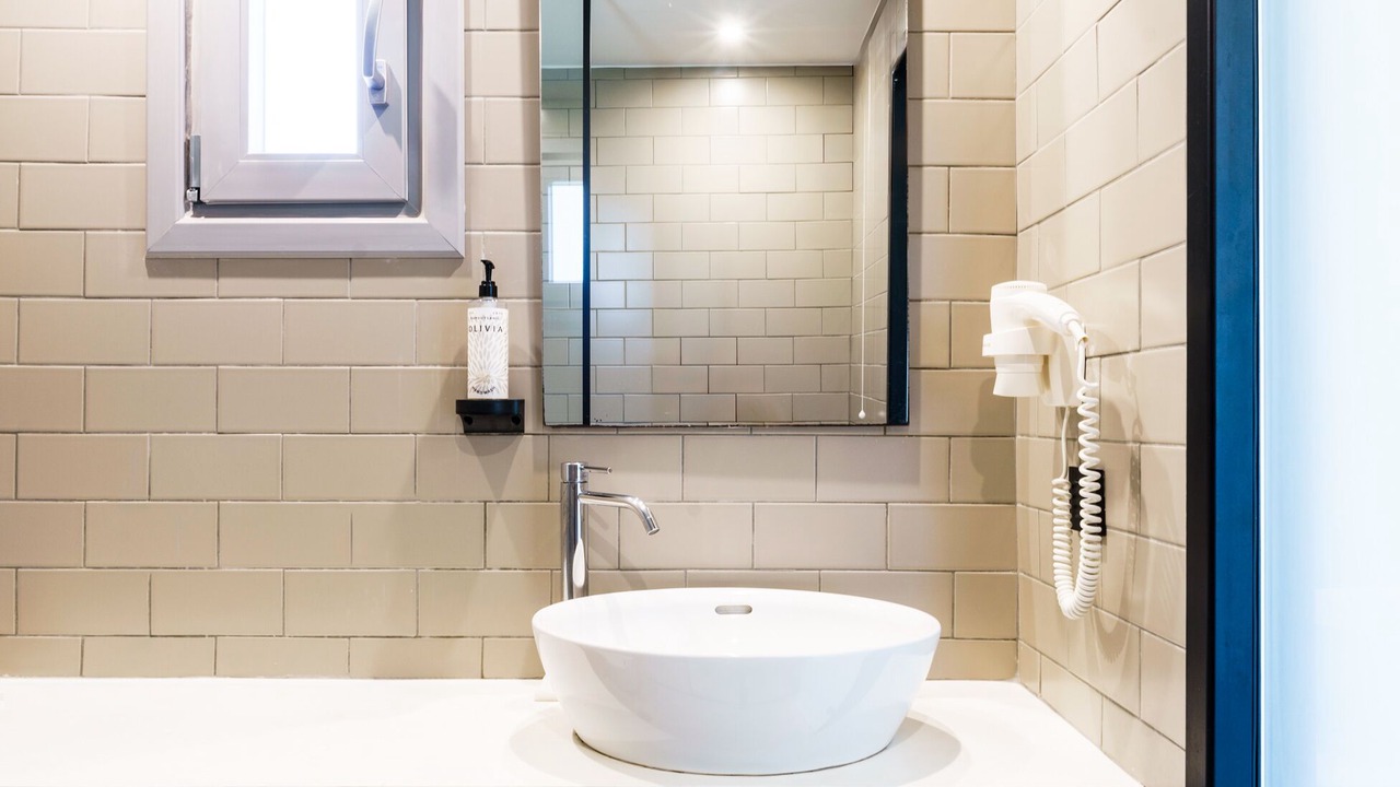 Photo of Bathroom in Eretria