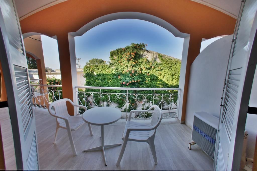 Photo of Patio Balcony in Benitses