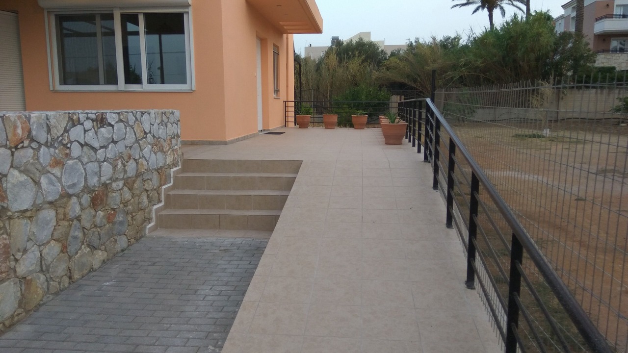 Photo of Outdoor in Gerani
