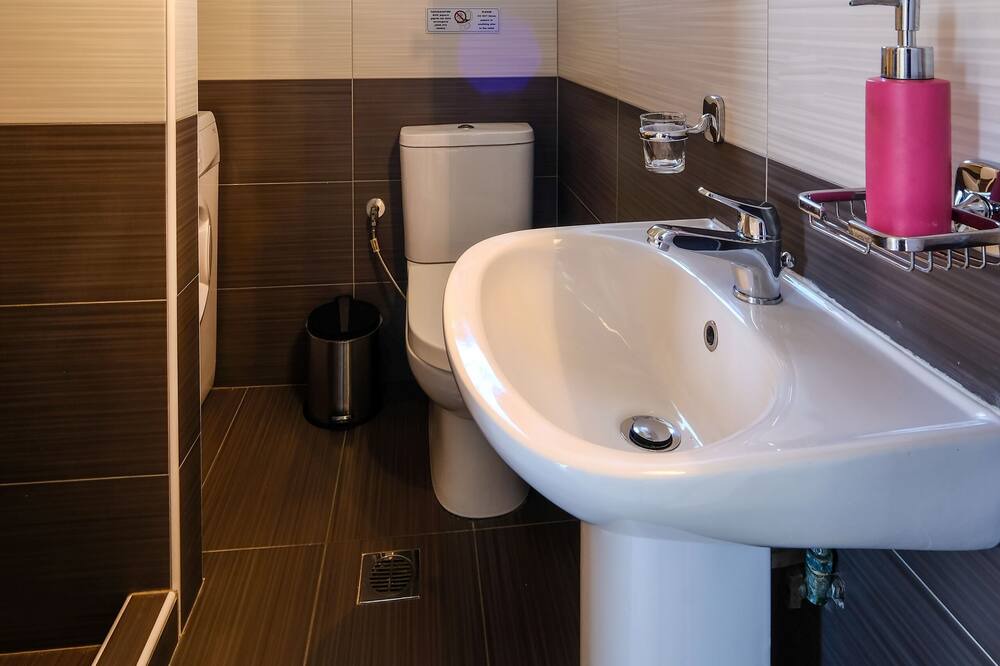 Photo of Bathroom in Loutra