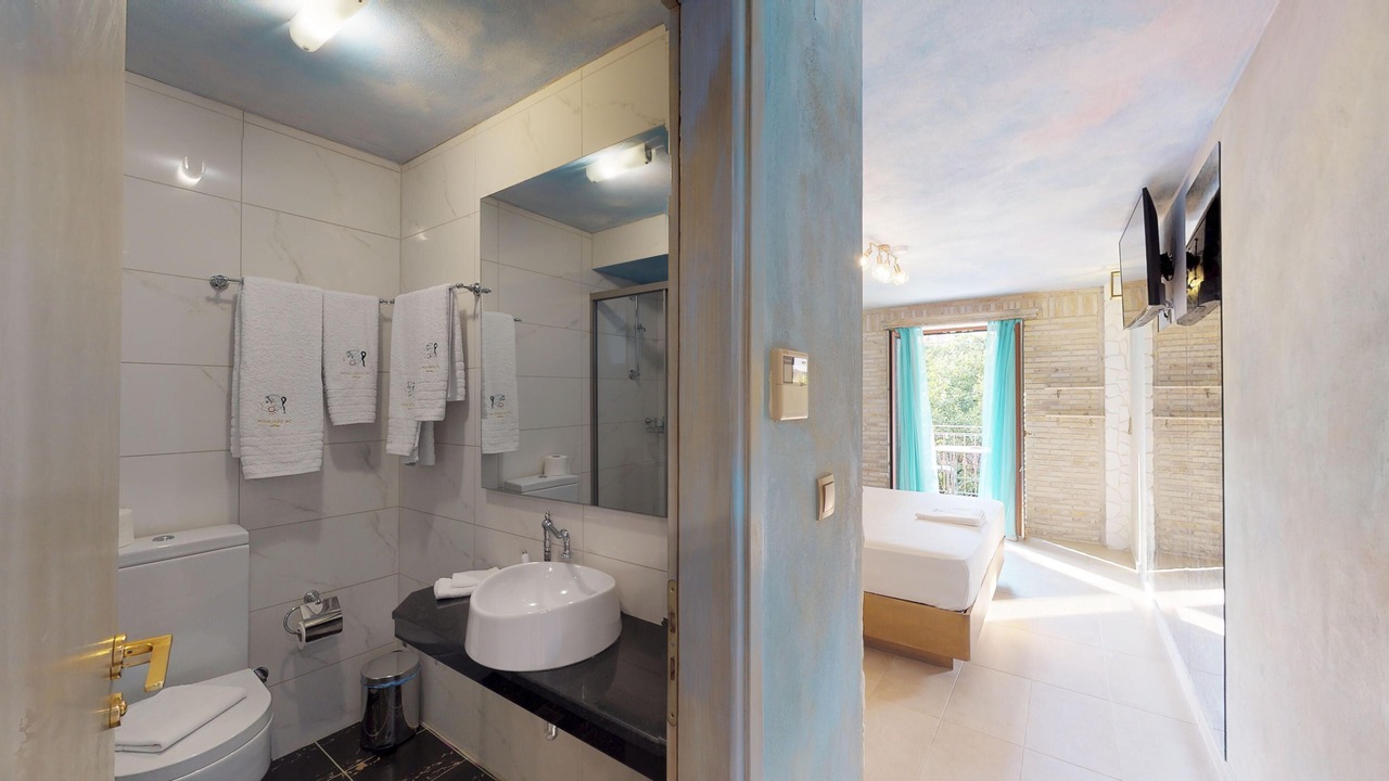 Photo of Bathroom in Parga