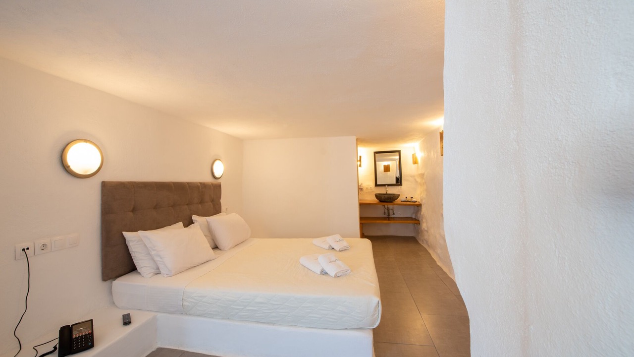 Photo of Bedroom in Koundouros