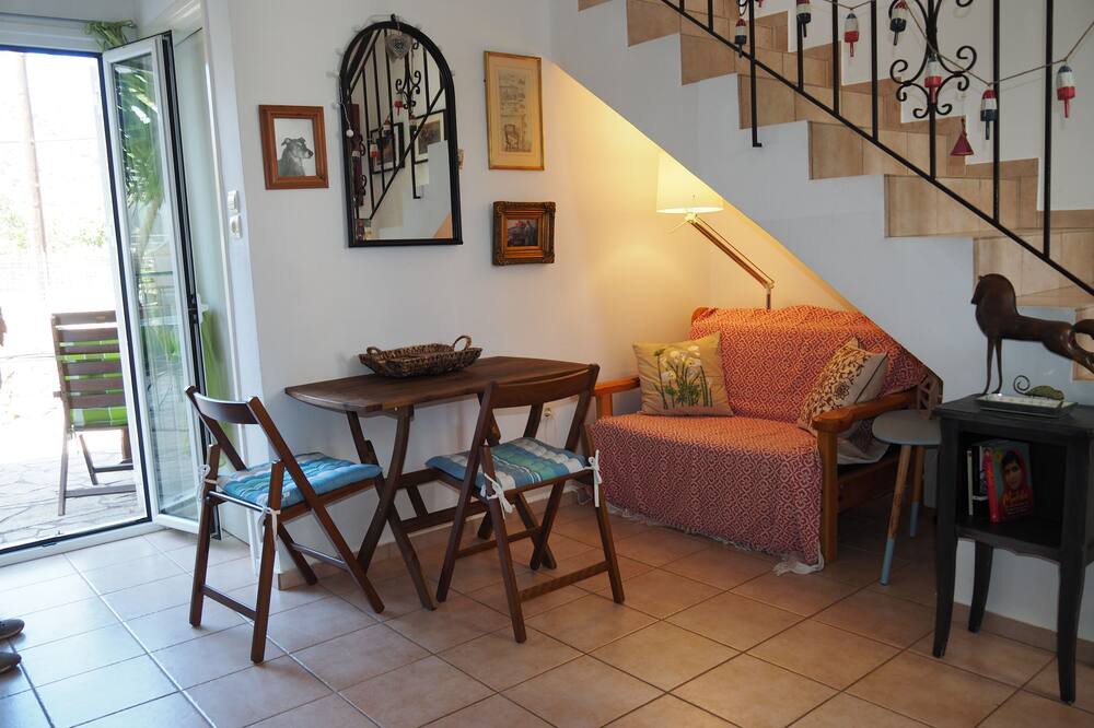 Photo of Livingroom in Drapanos