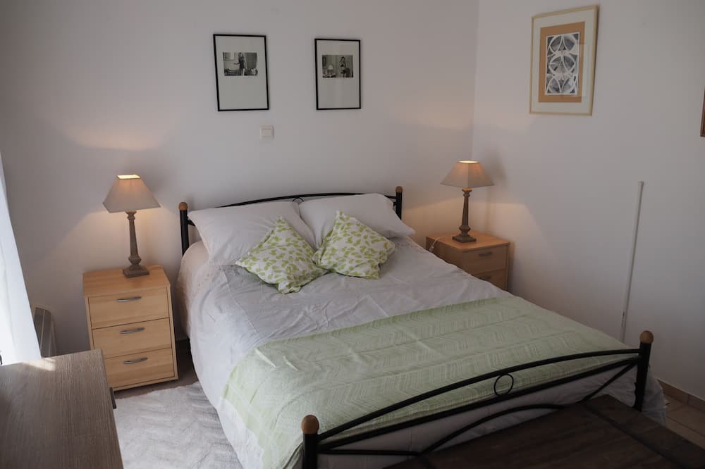 Photo of Bedroom in Drapanos