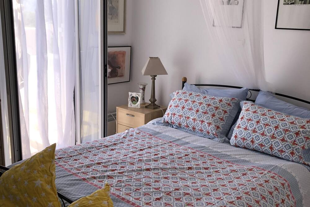 Photo of Bedroom in Drapanos