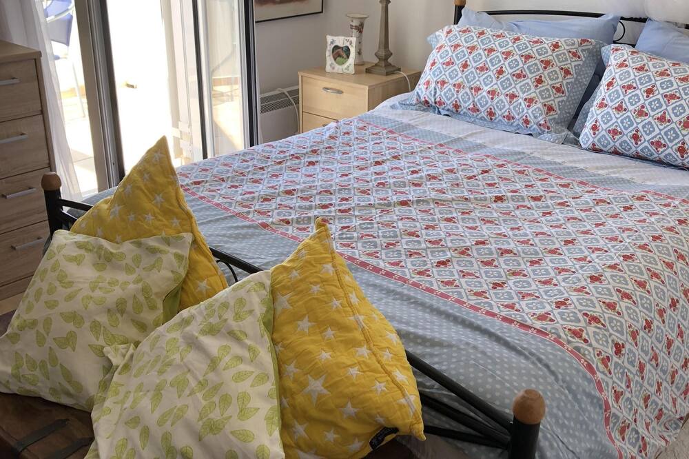 Photo of Bedroom in Drapanos