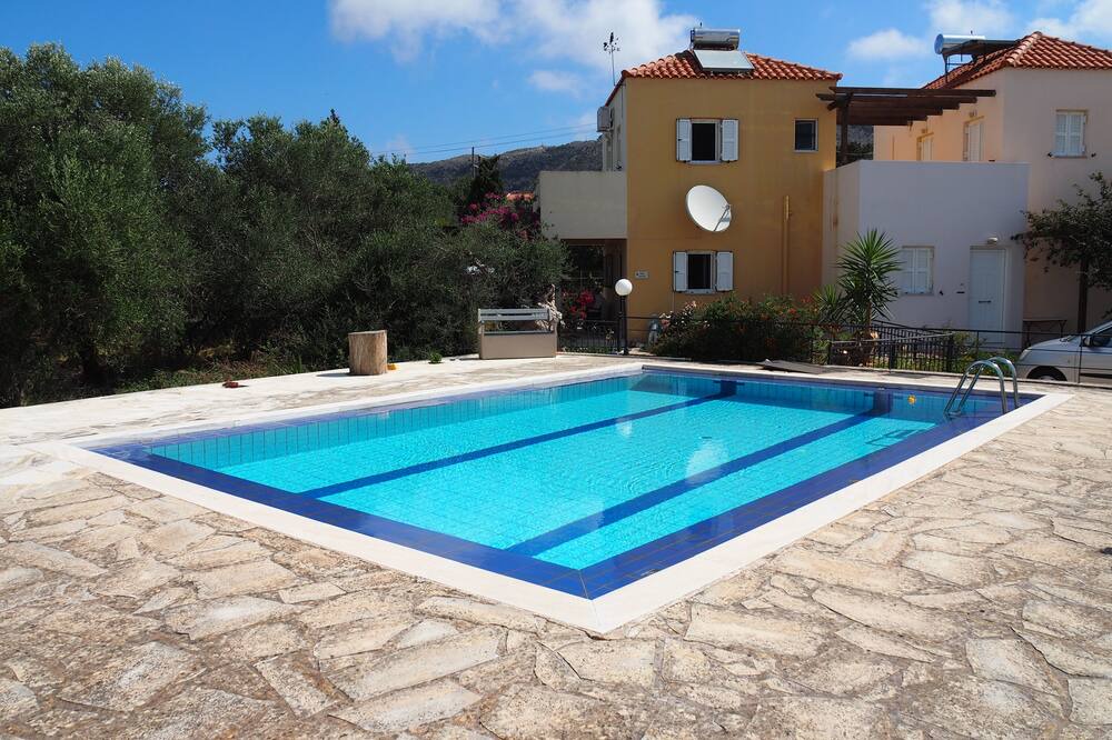 Photo of Outdoor in Drapanos