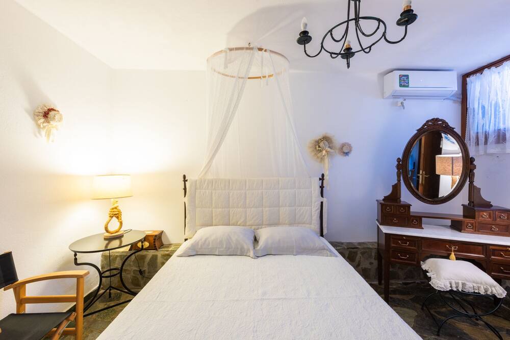 Photo of Bedroom in Krotiri