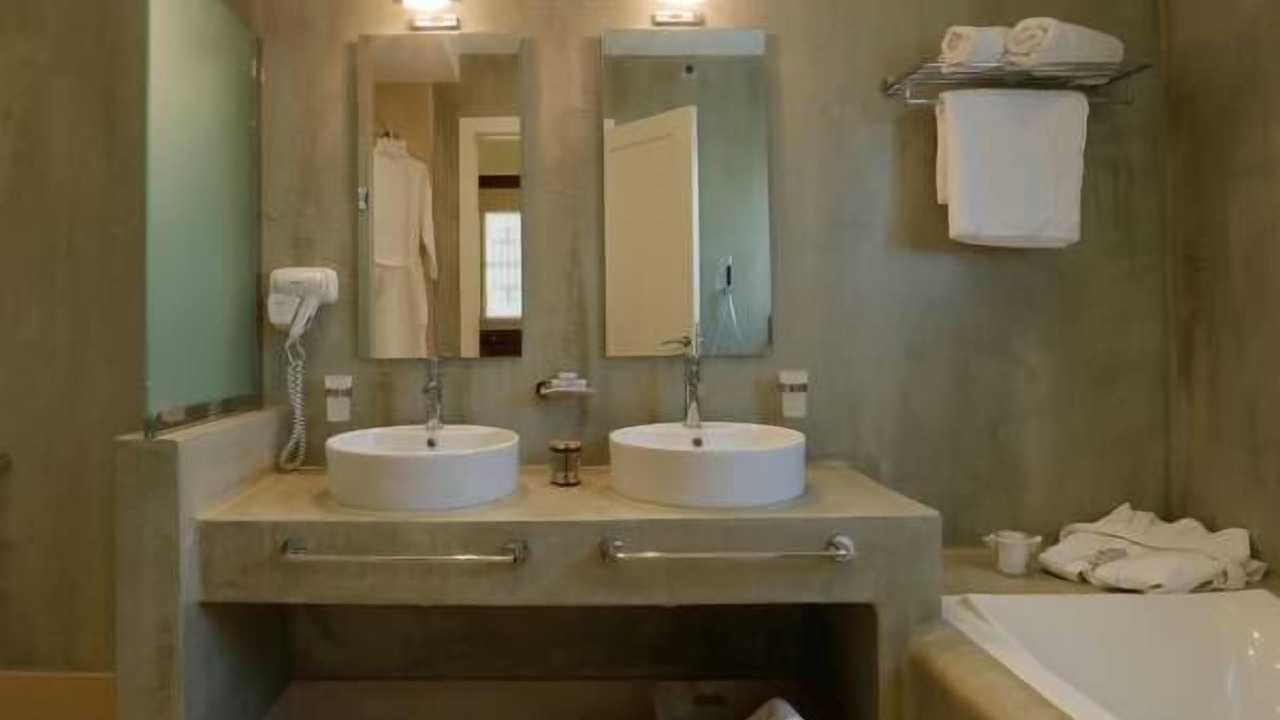 Photo of Bathroom in Agios Stefanos Avliotes