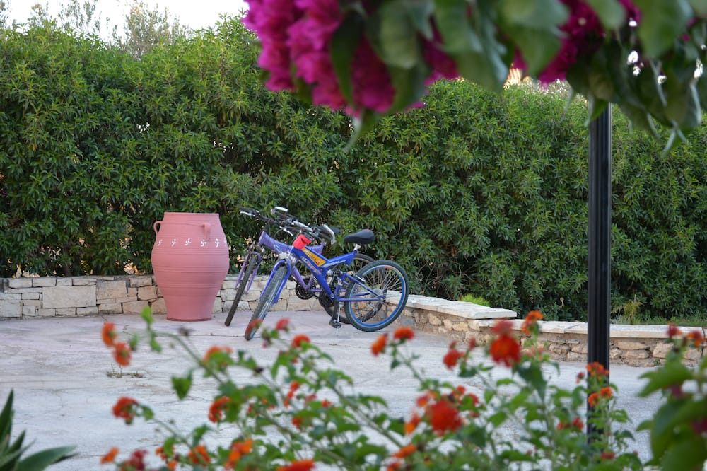 Photo of Others in Stamnoi