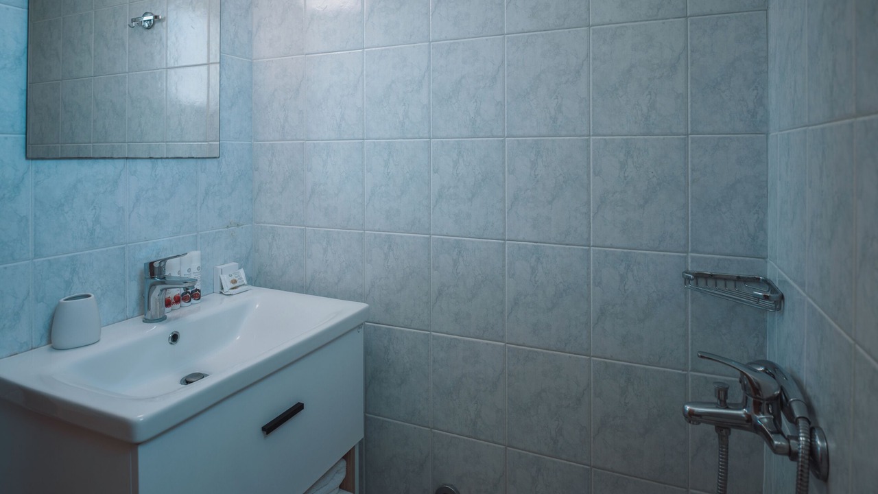 Photo of Bathroom in Vari