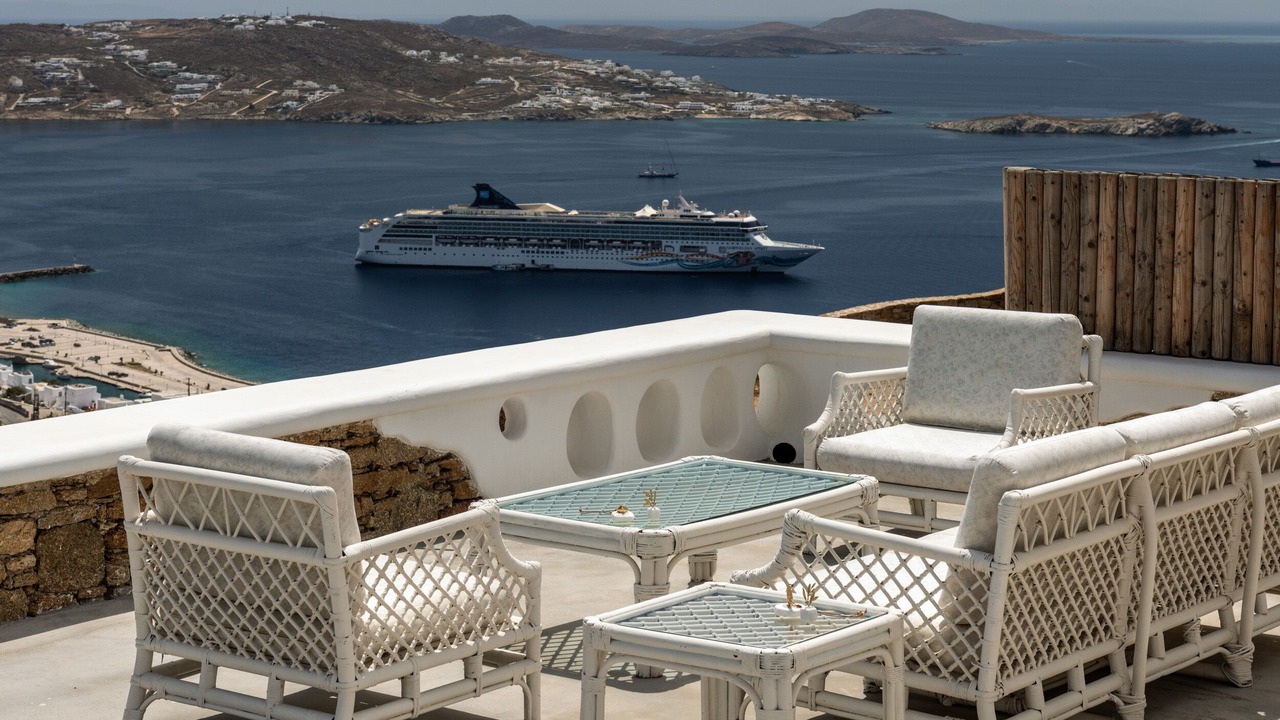 Photo of Outdoor in Tourlos