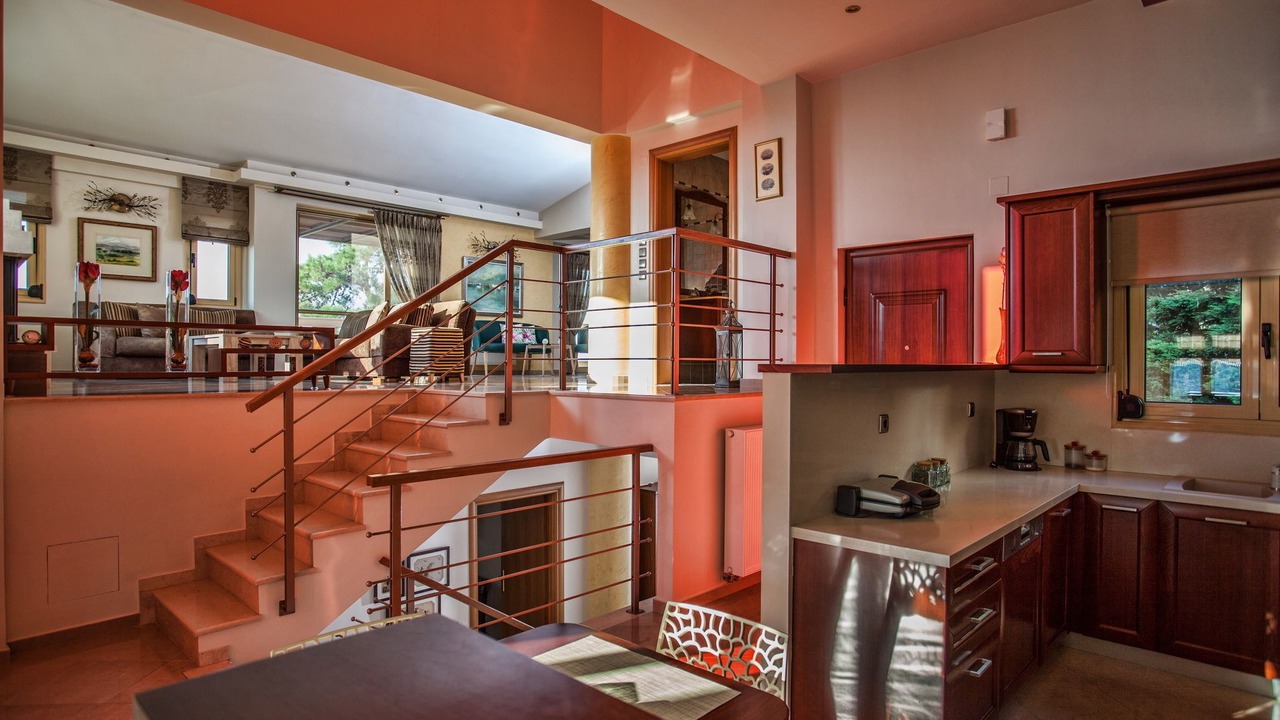 Photo of Livingroom in Roussospiti