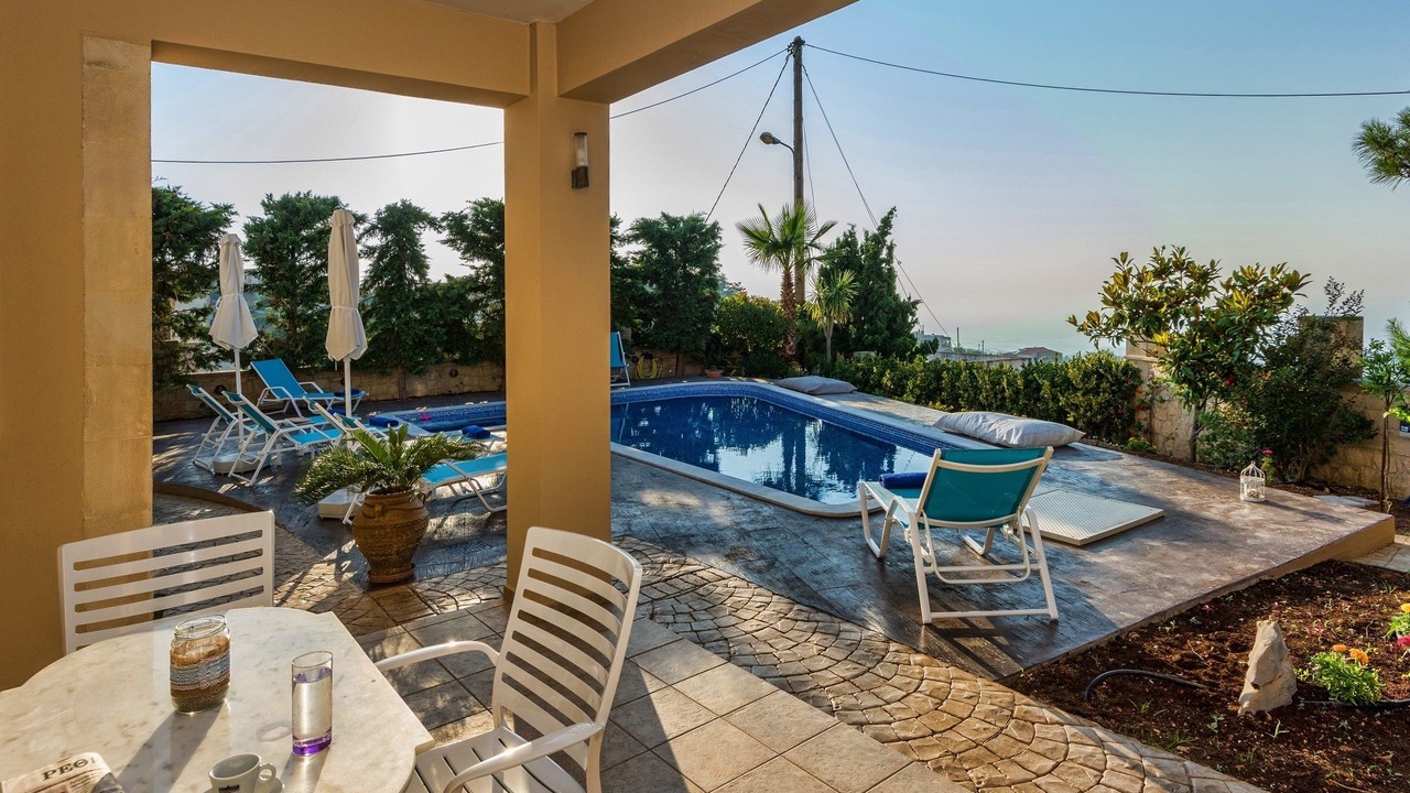 Photo of Outdoor in Roussospiti